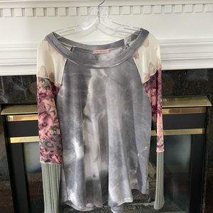 Ces Femme mixed long sleeve Sz Small